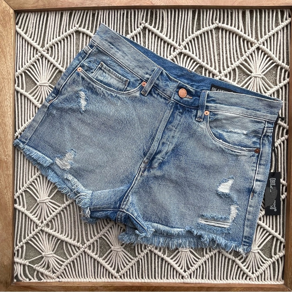 NWT Blank NYC Distressed Jean Shorts Size 28